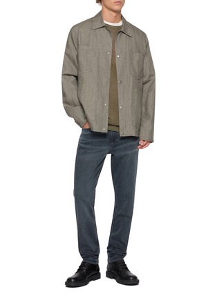 模特儿示范图 - 点击放大 - RAG & BONE - Fit 2 Authentic Stretch Infuse Jeans