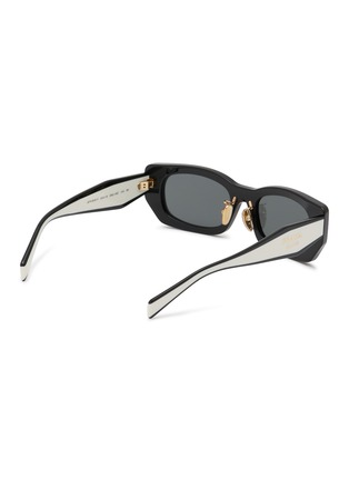 模特儿示范图 - 点击放大 - PRADA - Acetate Rectangular Sunglasses