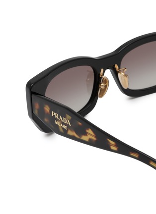 细节 - 点击放大 - PRADA - Acetate Rectangular Sunglasses