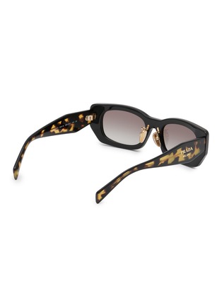 模特儿示范图 - 点击放大 - PRADA - Acetate Rectangular Sunglasses
