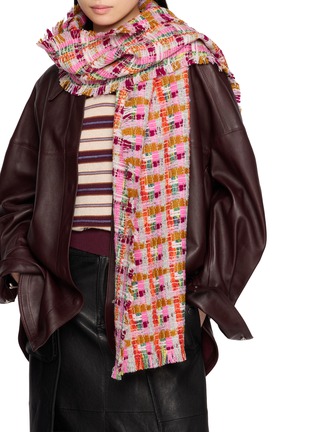 模特儿示范图 - 点击放大 - KIJINOKANOSEI - Sakuragai Woven Scarf