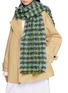 模特儿示范图 - 点击放大 - KIJINOKANOSEI - Shinshin Woven Scarf