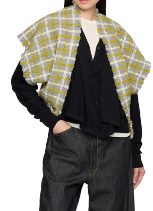 模特儿示范图 - 点击放大 - KIJINOKANOSEI - Limelight Woven  Poncho