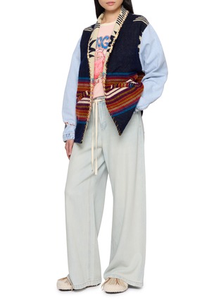 模特儿示范图 - 点击放大 - MAISON BADIGO - Aztec Body Denim Jacket