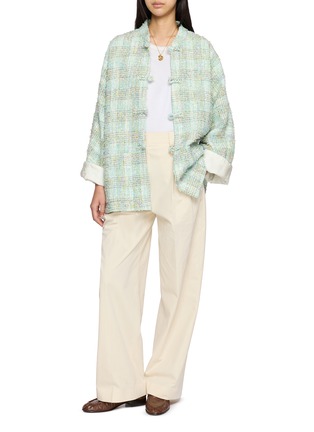 模特儿示范图 - 点击放大 - EQUIL - Reversible Button Front Tweed Shirt