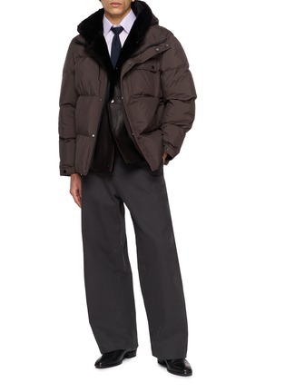 模特儿示范图 - 点击放大 - YVES SALOMON - Hooded Puffer Jacket