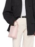 正面 -点击放大 - ANYA HINDMARCH - Mini I am a Plastic Bag Recycled Canvas Bucket Bag
