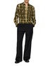 模特儿示范图 - 点击放大 - TAAKK - Floral-Embroidered Checked Shirt