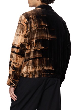 背面 - 点击放大 - TAAKK - Gradient Zip-Up Velvet Jacket