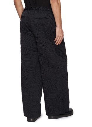 背面 - 点击放大 - TAAKK - Textured Straight-Leg Trousers