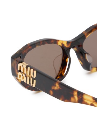 细节 - 点击放大 - MIU MIU - Miu Glimpse Oval Sunglasses