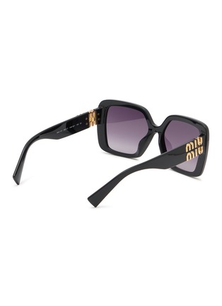 模特儿示范图 - 点击放大 - MIU MIU - Main Collection Square Sunglasses