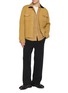 模特儿示范图 - 点击放大 - BARRIE - Cashmere Cotton Denim Overshirt