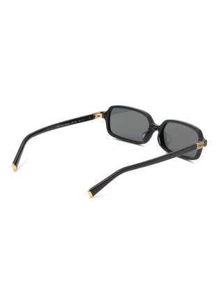 模特儿示范图 - 点击放大 - MIU MIU - Dna Rectangle Sunglasses