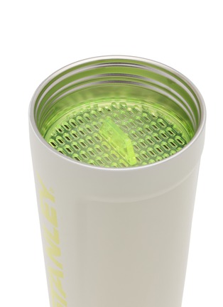  - STANLEY - The Vitalize™ Shaker Bottle 20oz — Pale Stone Atomic