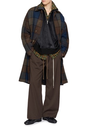 模特儿示范图 - 点击放大 - SONG FOR THE MUTE - Checkered Bear Wool Coach Coat