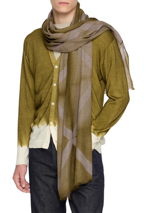 模特儿示范图 - 点击放大 - SUZUSAN - Hand Woven Baby Wool Tie Dye Scarf