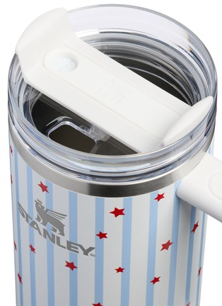 细节 –点击放大 - STANLEY - The Quencher H2.0 FlowState™ Tumbler 30oz — Blue Starry Stripes