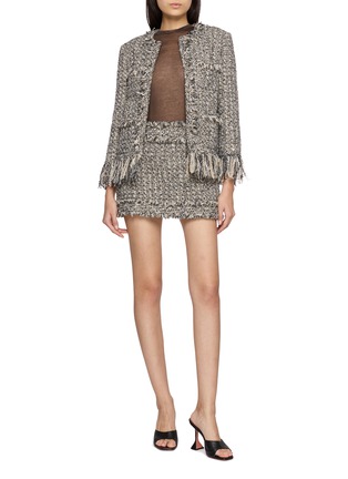 模特儿示范图 - 点击放大 - THE LAURENT - Beverly Fringe Trim Tweed Mini Skirt