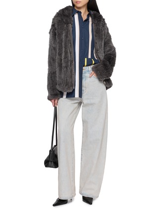 模特儿示范图 - 点击放大 - YVES SALOMON - Rex Fur Hood Jacket