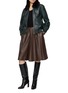模特儿示范图 - 点击放大 - YVES SALOMON - Fur Collar Leather Jacket