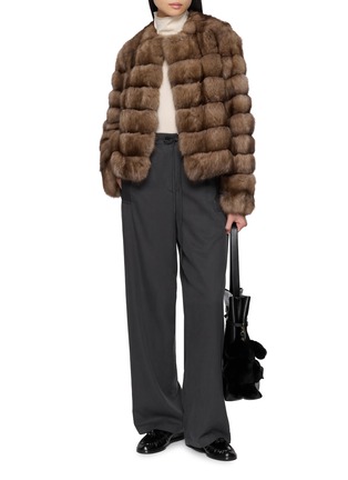 模特儿示范图 - 点击放大 - YVES SALOMON - Cropped Sable Fur Jacket