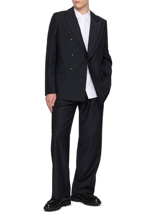 模特儿示范图 - 点击放大 - COMME DES GARÇONS HOMME DEUX - Double Breasted Double Lapel Shadow Stripe Blazer