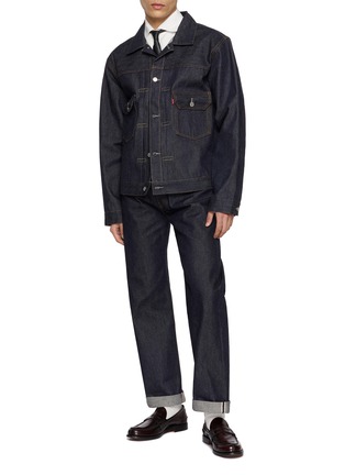 模特儿示范图 - 点击放大 - LEVI'S - 1955 501® 直筒牛仔长裤