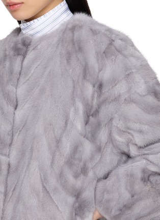 - YVES SALOMON - Cropped Fur Jacket