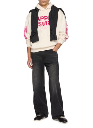 模特儿示范图 - 点击放大 - APRÈS SURF A.P.S. - Leon Printed Hoodie