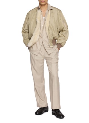 模特儿示范图 - 点击放大 - AURALEE - Super Light Wool Shirt