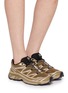 模特儿示范图 - 点击放大 - SALOMON - XT-6 Steel Streets Unisex Sneakers