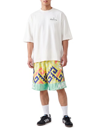 模特儿示范图 - 点击放大 - ADIDAS - X Willy Chavarria 印花 T 恤