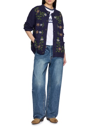 模特儿示范图 - 点击放大 - BAZISZT - Curiosa Floral Embroidered Knit Cardigan