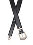 细节 - 点击放大 - TOGA VIRILIS ACCESSORIES - Engraved Buckle Leather Belt