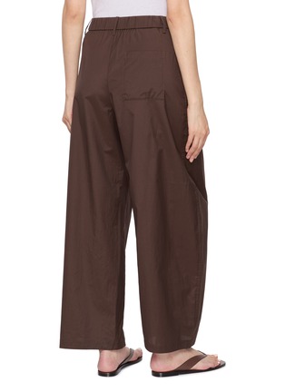 背面 - 点击放大 - MO&CO. - Barrel Leg Pants