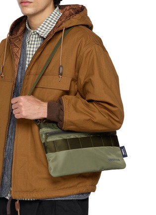 模特儿示范图 - 点击放大 - COMME DES GARÇONS HOMME - X BRIEFING Check Pattern Nylon Twill Reversible Sacoche Bag