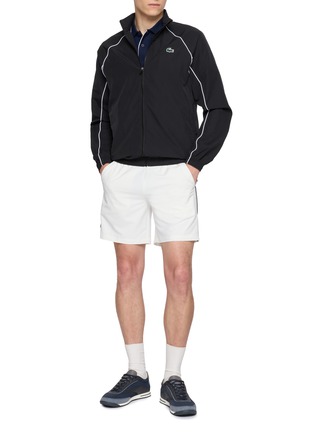 模特儿示范图 - 点击放大 - LACOSTE - Contrast Trim Logo Patch Polo Shirt