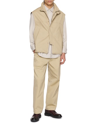 模特儿示范图 - 点击放大 - TECLOR - Chest Pocket Relaxed Dress Shirt