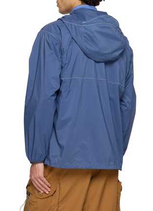 背面 - 点击放大 - AND WANDER - PERTEX Hooded Wind Jacket
