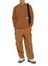 模特儿示范图 - 点击放大 - AND WANDER - Fleece Panelled Band Collar Shirt