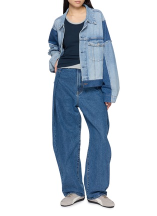模特儿示范图 - 点击放大 - QUIITO - Reworked Dolman Denim Jacket