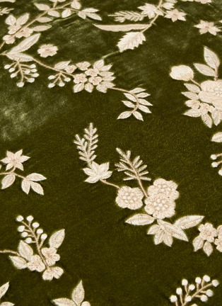 细节 –点击放大 - ANKE DRECHSEL - Liza Embroidered Cushion — Grass Green