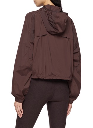 背面 - 点击放大 - BEYOND YOGA - Places To Go UV Protection Hooded Jacket