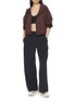 模特儿示范图 - 点击放大 - BEYOND YOGA - Move Free Wide Leg Pants