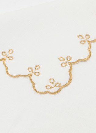 细节 –点击放大 - BORGO DELLE TOVAGLIE - Nastri Scalloped Linen Napkin — Avorio/Gold