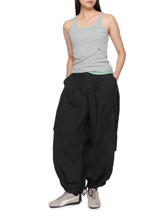 模特儿示范图 - 点击放大 - FP MOVEMENT - Charmer Utility Pants