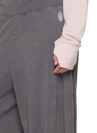  - FP MOVEMENT - Hot Shot Easy Wide Leg Pants