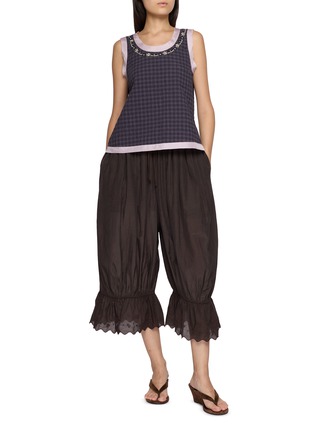 模特儿示范图 - 点击放大 - FAFAMOON - Cinched Scallop Hem Pants