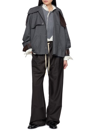 模特儿示范图 - 点击放大 - SONIA CARRASCO - Knit Bib Tuxedo Shirt